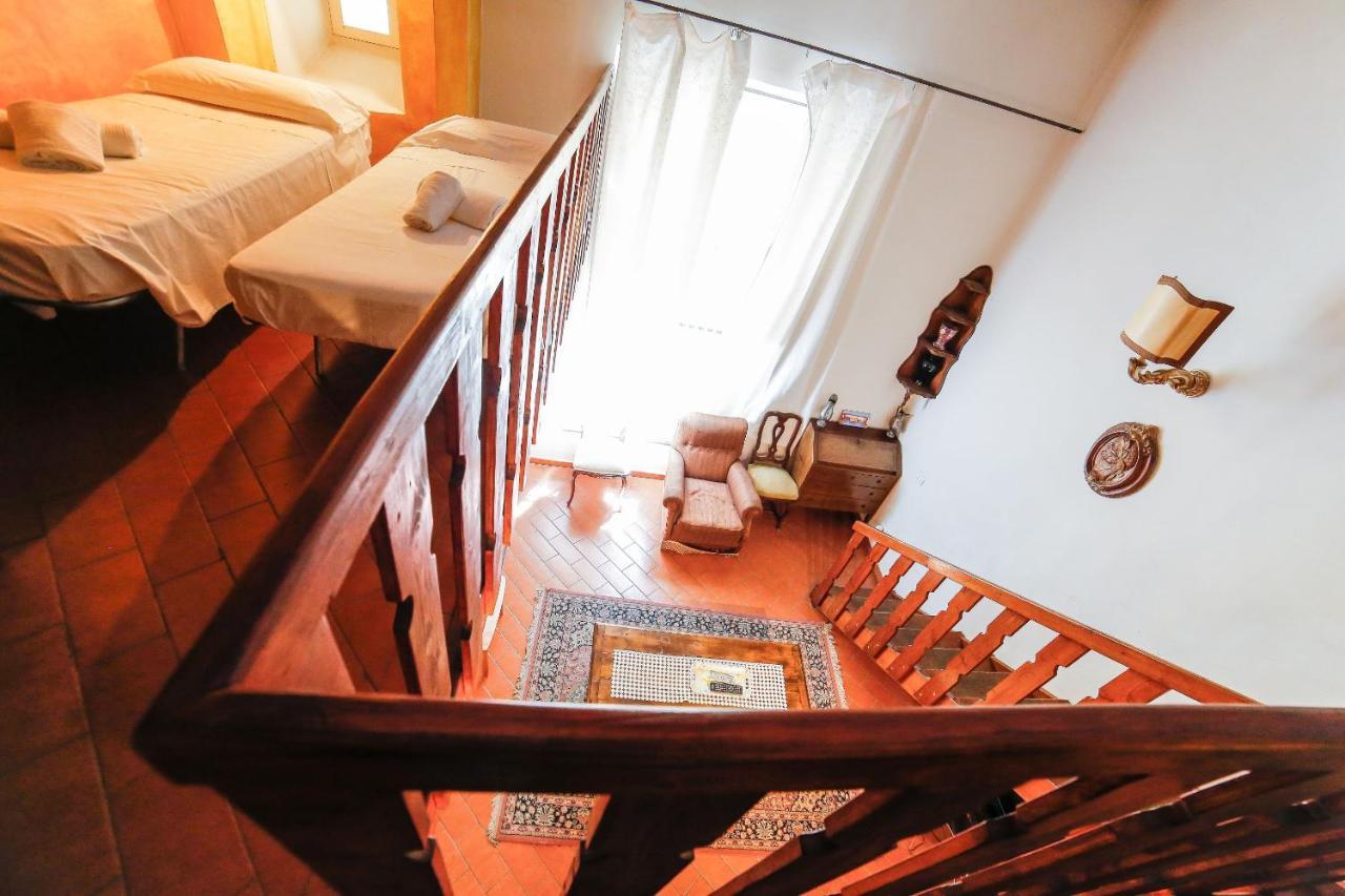 Traditional Apt Close To The Duomo - Private Yard! Florença Exterior foto